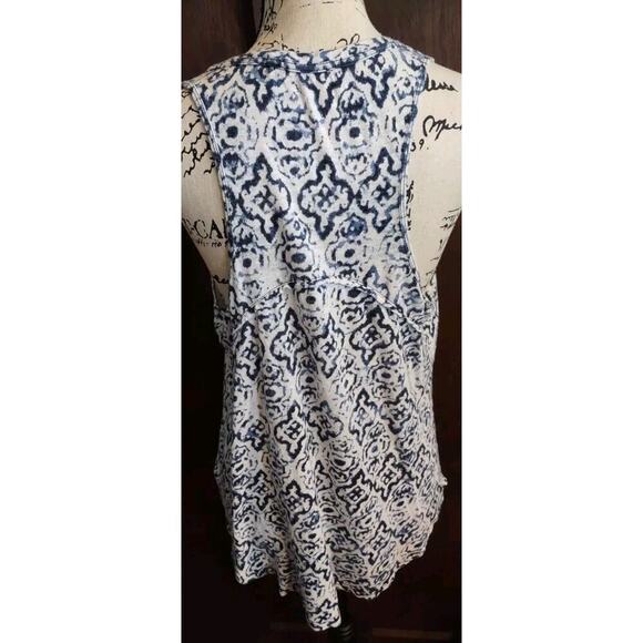 Athleta Newport Medallion Tank Top Womens Size Small V-Neck Linen Casual Loose - Picture 4 of 7